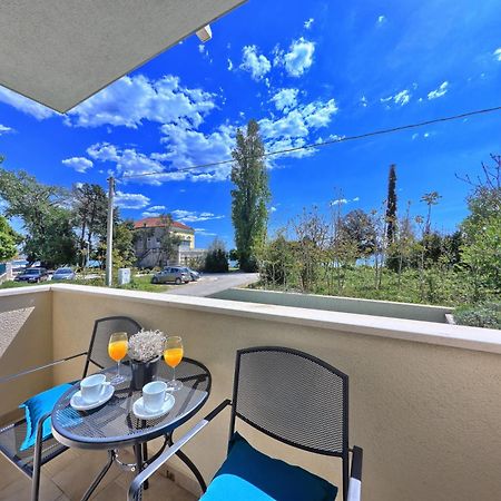 Iris Beach Apartments Kaštela Zimmer foto