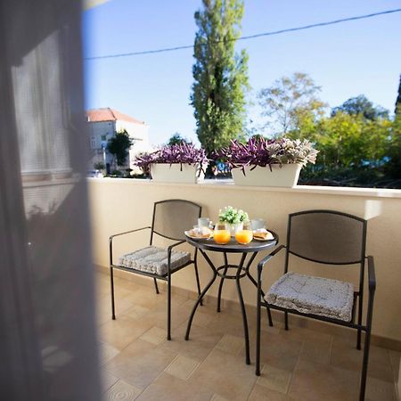 Iris Beach Apartments Kaštela Zimmer foto